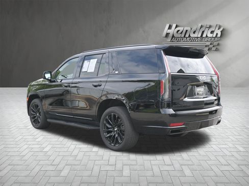 Used 2023 Cadillac Escalade Sport w/ LPO, ONYX Package AWD/4WD image 7