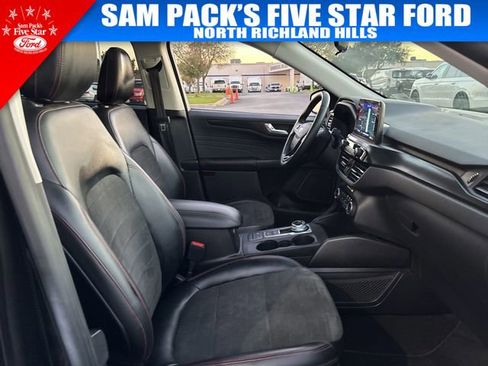 Used 2022 Ford Escape SEL w/ SEL Stealth AWD Package image 31