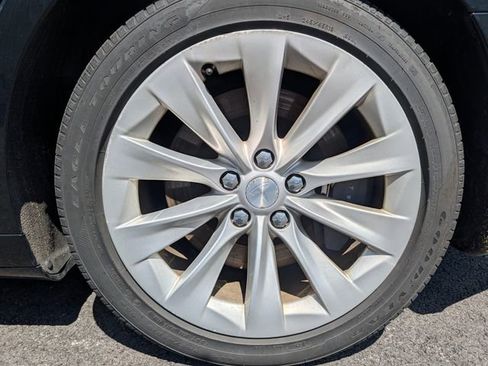 Used 2017 Tesla Model S 75D AWD/4WD image 9