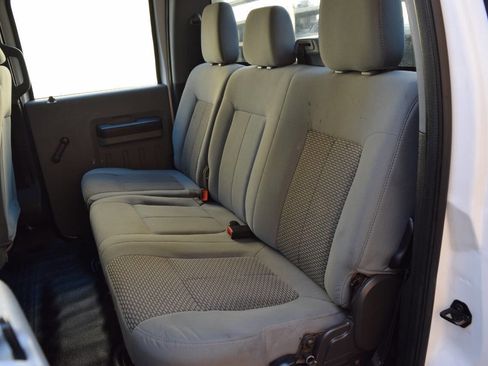 Used 2014 Ford F550 4x4 Crew Cab Super Duty image 14