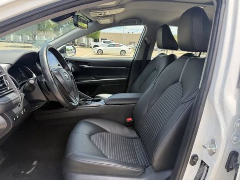 Used 2023 Toyota Camry SE w/ Convenience Package FWD image 24