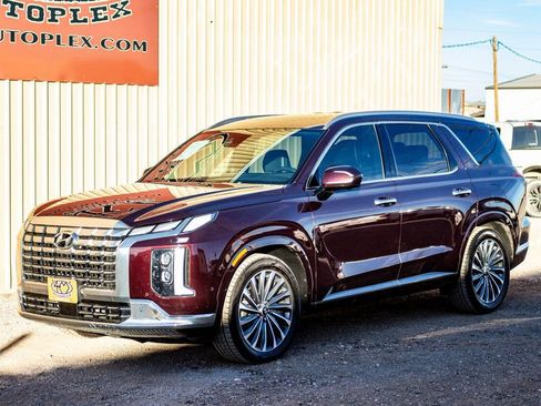 Used 2024 Hyundai Palisade Calligraphy image 8
