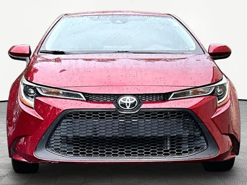 Used 2022 Toyota Corolla LE FWD image 4