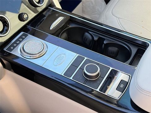 Used 2021 Land Rover Range Rover P525 Westminster Edition LWB image 8