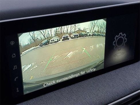 Certified 2025 Nissan Kicks SV image 13