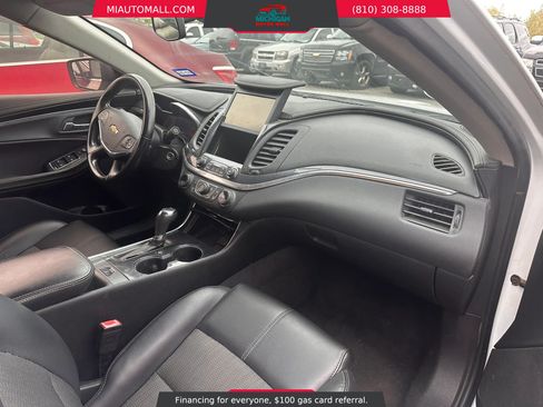 Used 2017 Chevrolet Impala LT FWD image 19