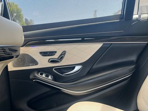Used 2016 Mercedes-Benz S 550 4MATIC Sedan image 23