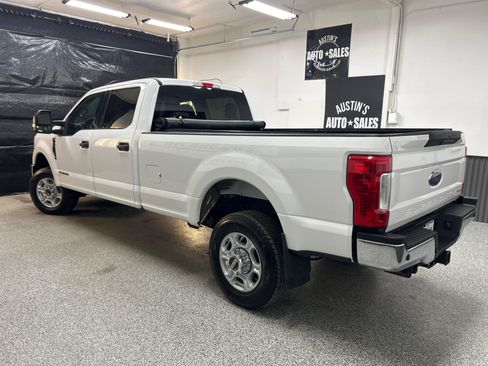 Used 2017 Ford F350 XLT w/ XLT Value Package AWD/4WD image 4