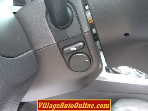 Used 2015 Ford Explorer Limited w/ Equipment Group 301A AWD/4WD image 20