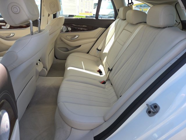 Used 2020 Mercedes-Benz E 450 4MATIC Wagon image 8