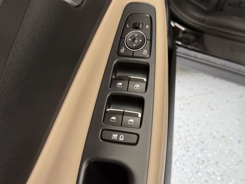 Used 2020 Hyundai Santa Fe SEL w/ Convenience + Premium Package AWD/4WD image 14