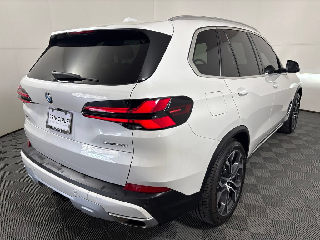 Certified 2025 BMW X5 xDrive40i AWD/4WD image 5