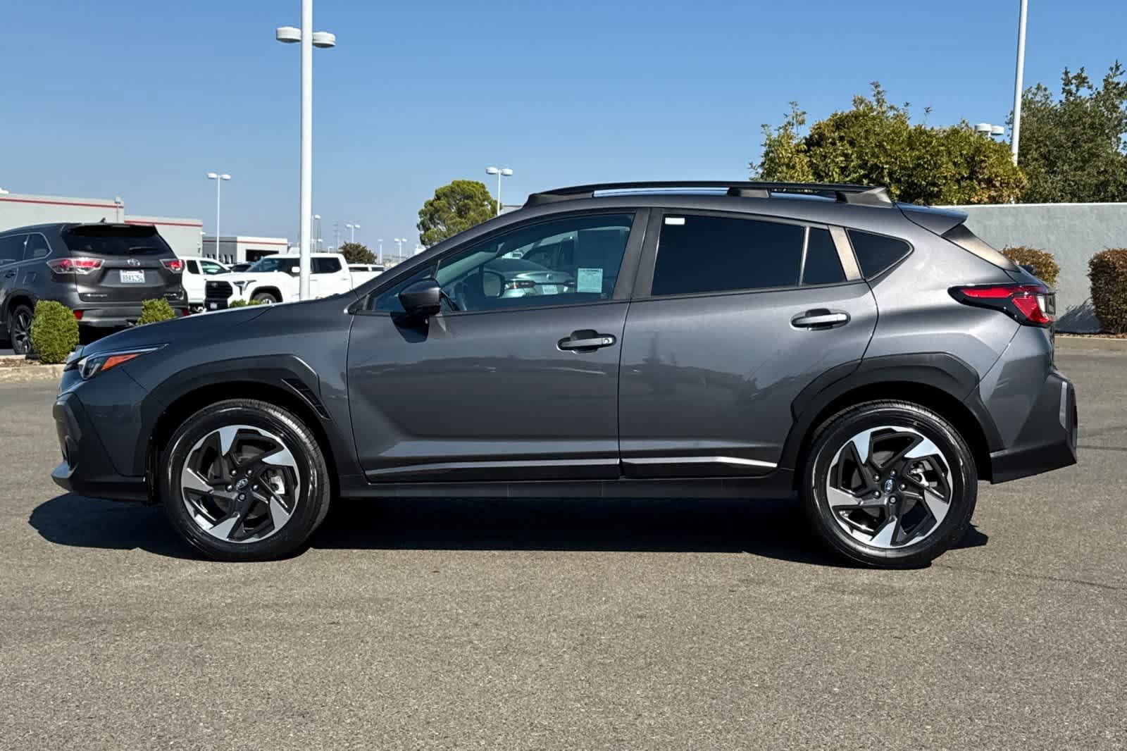 Used 2024 Subaru Crosstrek 2.5i Limited AWD/4WD image 9