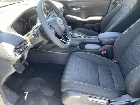 New 2025 Honda HR-V Sport image 12