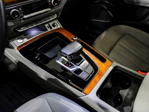 Used 2023 Audi Q5 2.0T Premium Plus image 29