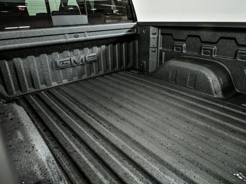 New 2026 GMC Sierra 1500 AT4 w/ Technology Package image 5