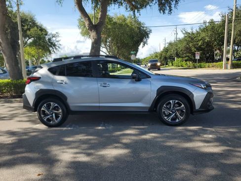 Used 2024 Subaru Crosstrek 2.0i Premium AWD/4WD image 6