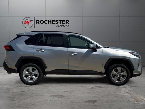 Certified 2025 Toyota RAV4 XLE AWD/4WD image 6