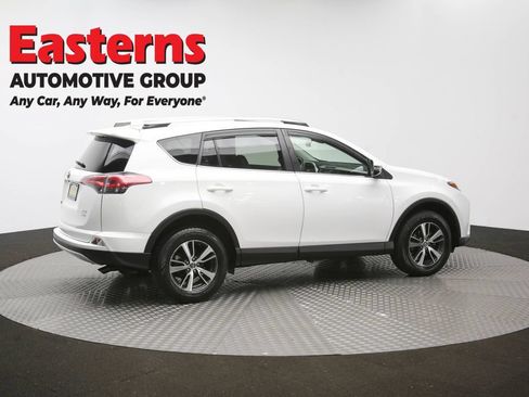 Used 2018 Toyota RAV4 XLE AWD/4WD image 45