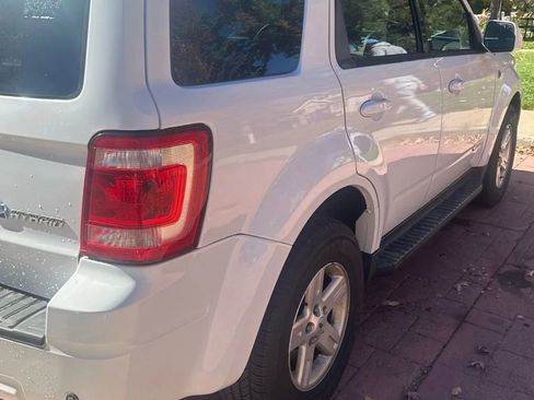 Used 2008 Ford Escape 4WD Hybrid image 4