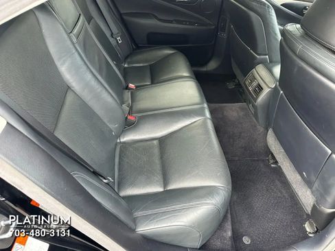 Used 2016 Lexus LS 460 AWD w/ Comfort Package image 14