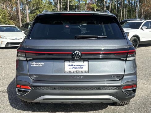 New 2026 Volkswagen Taos SEL image 30