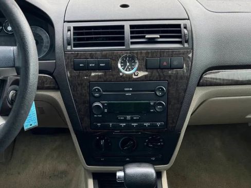 Used 2006 Mercury Milan Premier image 19