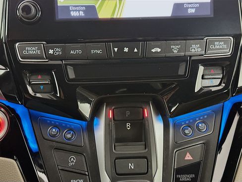 Used 2018 Honda Odyssey Elite image 23
