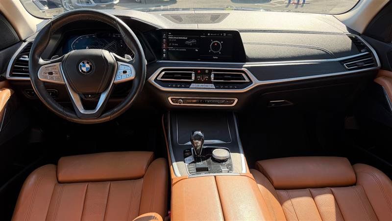 Used 2021 BMW X7 xDrive40i w/ Premium Package 2 AWD/4WD image 17