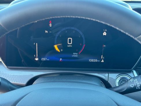 Used 2024 Chevrolet Trax ACTIV w/ Sunroof Package image 26