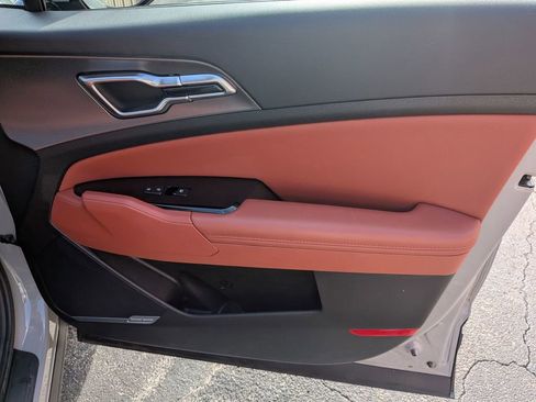 Used 2023 Kia Sportage SX image 26