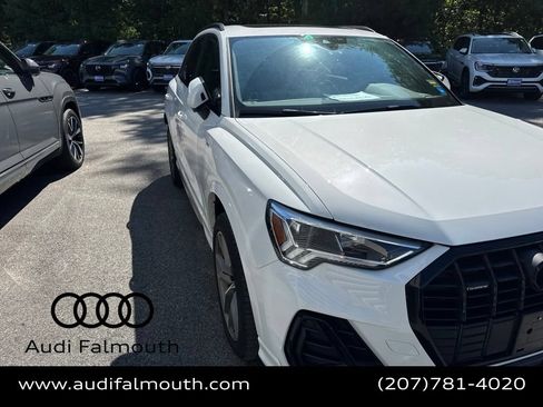 Used 2023 Audi Q3 2.0T Premium w/ Black Optic Sport Package AWD/4WD image 7
