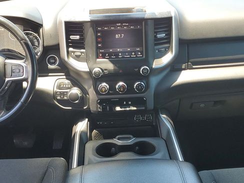 Used 2019 RAM 1500 Big Horn AWD/4WD image 14