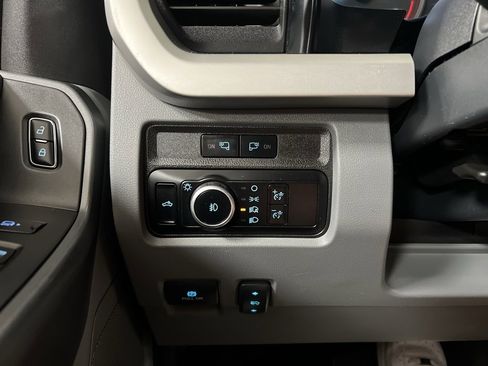 Used 2023 Ford F350 XLT w/ FX4 Off-Road Package image 37