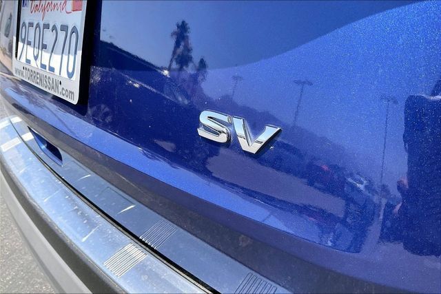 Used 2023 Nissan Rogue SV FWD image 7