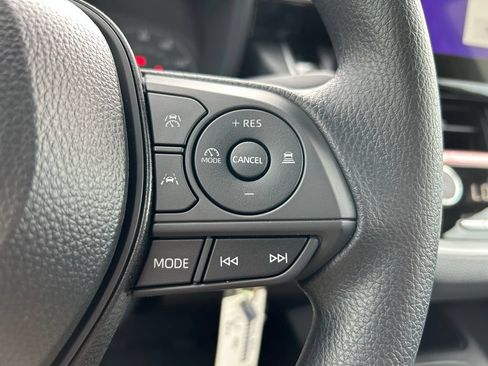 Certified 2025 Toyota Corolla LE FWD image 18