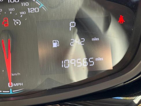 Used 2021 Chevrolet Spark LT w/ Spark Special Edition image 18