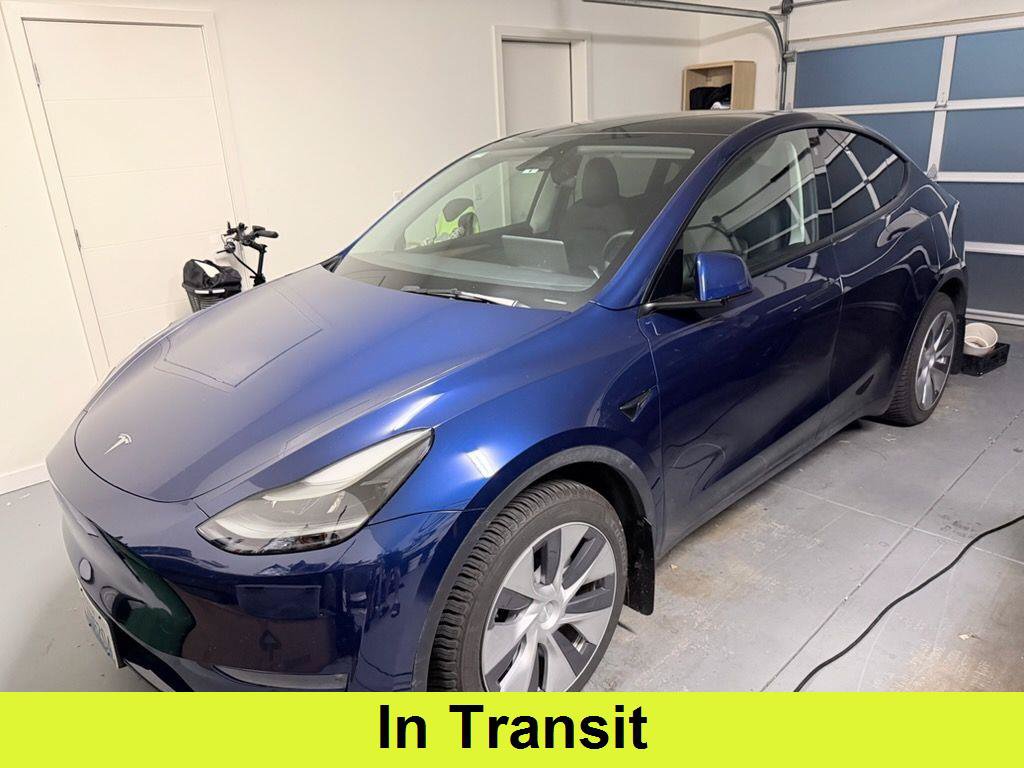 Used 2023 Tesla Model Y Long Range AWD/4WD image 1