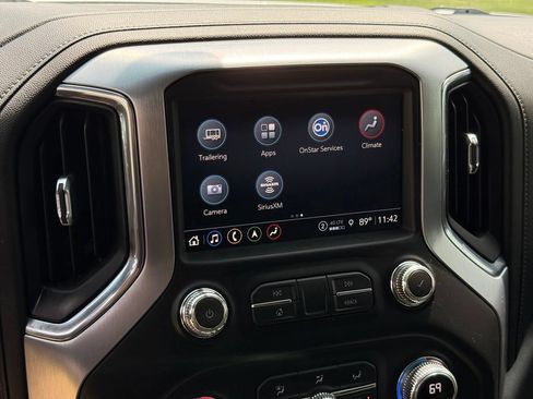 Used 2021 GMC Sierra 1500 SLT w/ SLT Premium Plus Package AWD/4WD image 20