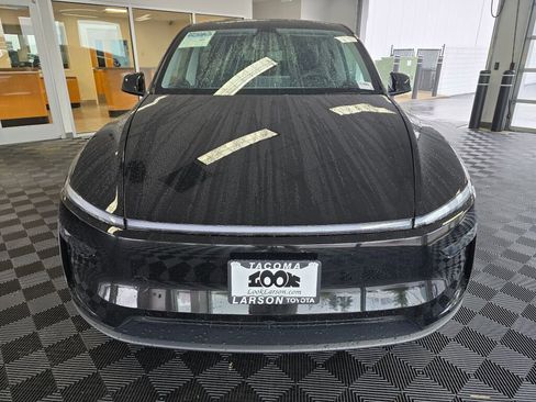 Used 2026 Tesla Model Y Premium image 8