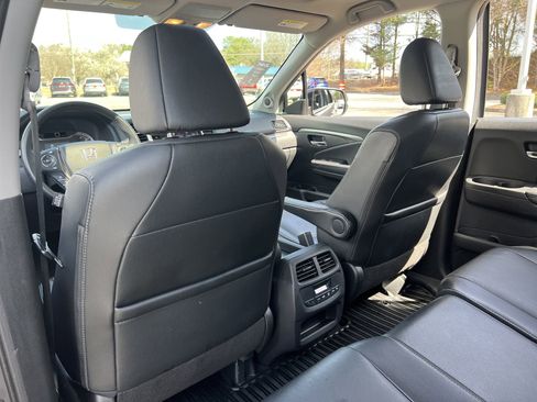 Used 2018 Honda Pilot EX-L image 19