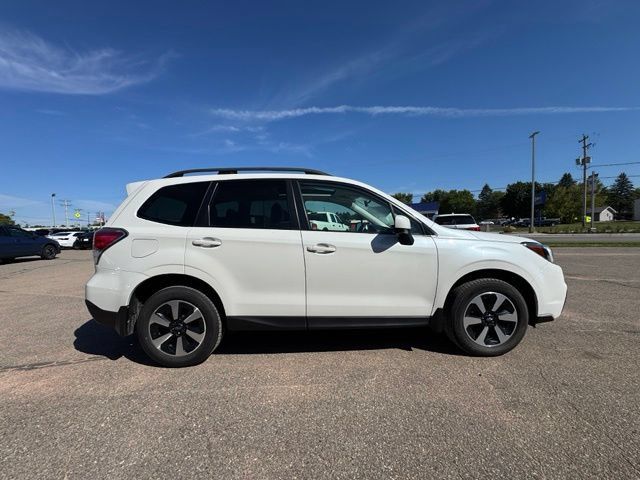 Used 2018 Subaru Forester 2.5i Premium w/ Protection Package #3 AWD/4WD image 8