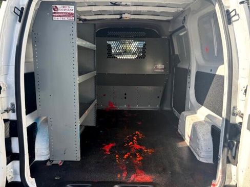 Used 2020 Nissan NV200 S image 36