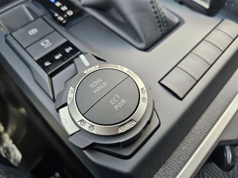 New 2026 Toyota Tacoma SR5 AWD/4WD image 35