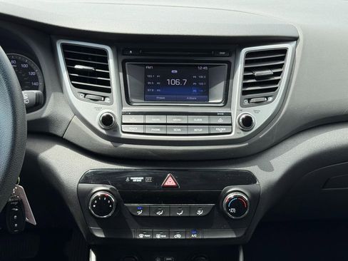 Used 2017 Hyundai Tucson SE FWD image 17