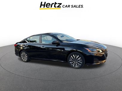 Used 2025 Nissan Altima 2.5 SV