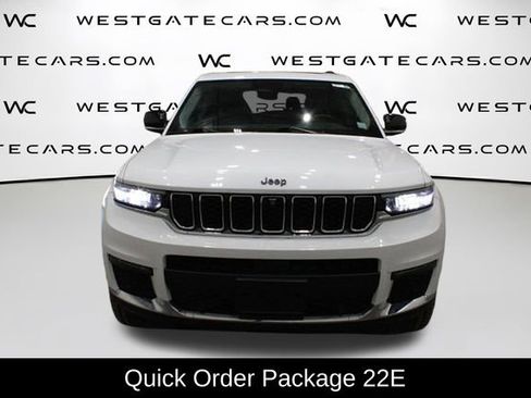 Used 2021 Jeep Grand Cherokee L Limited w/ Luxury Tech Group II image 4