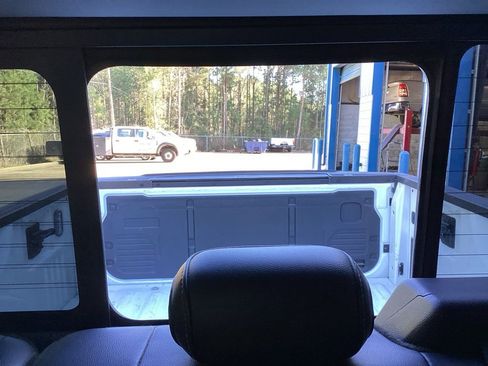 Used 2021 Ford F150 Lariat w/ Equipment Group 502A High image 67