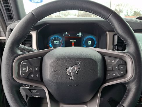 Used 2025 Ford Bronco Outer Banks image 22