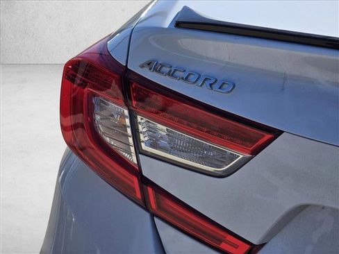 Used 2022 Honda Accord Sport image 11